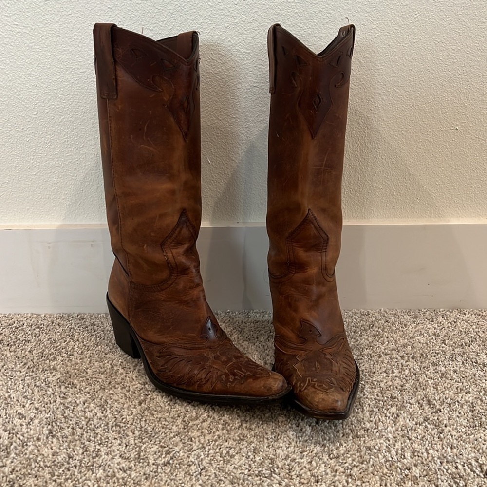 Mia Cowboy Boots sz 7.5